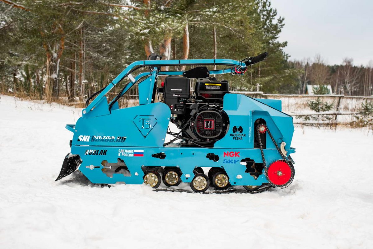 Мотобуксировщик Бурлак Таежник